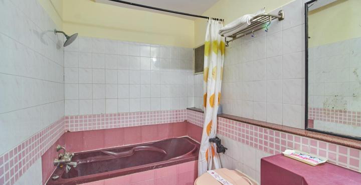 Hotel Aditya Rajkot Esterno foto